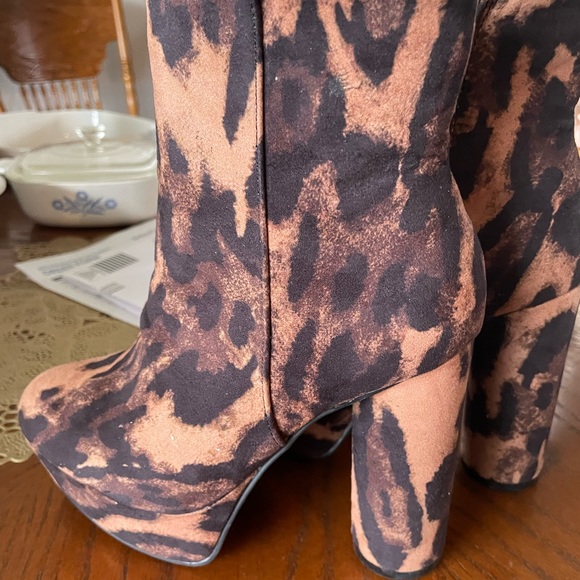 Bamboo - Picture 9 of 10